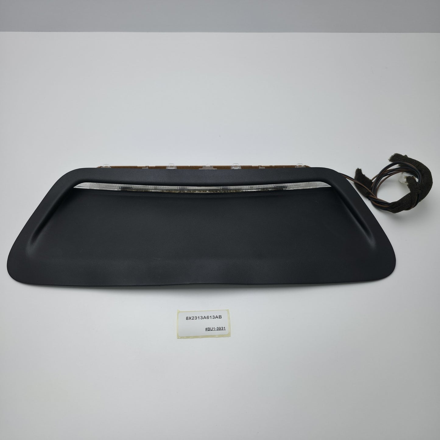2010-2016 Jaguar XJ Central Rear Lamp 8X2313A613AB