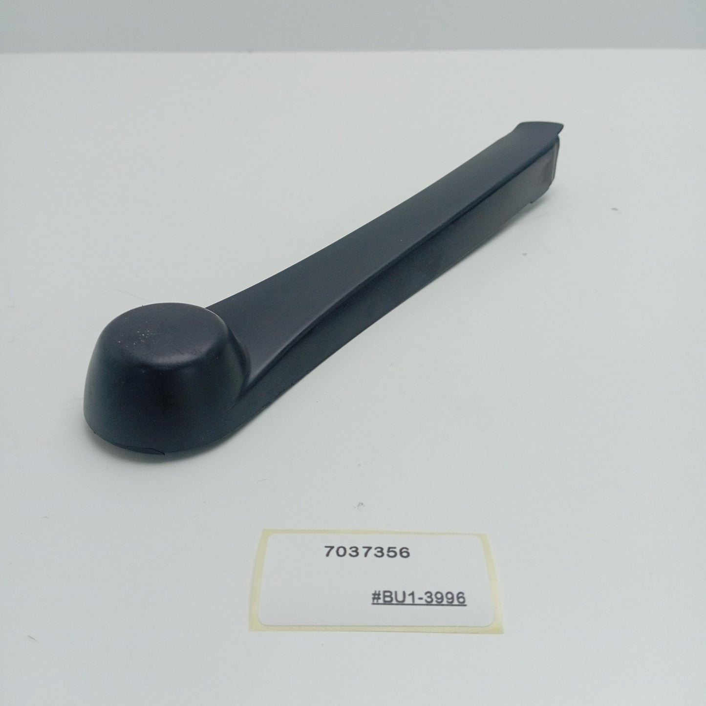2004-2010 BMW 5-Series Windshield Wiper Arm Cover 7037356