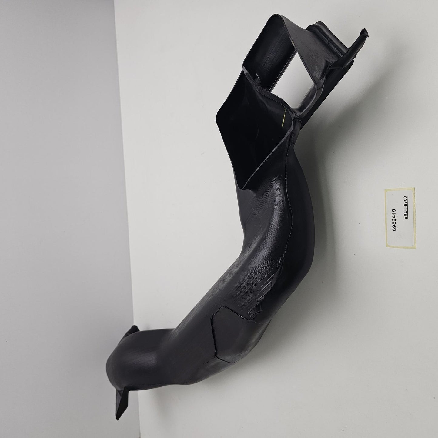 2007-2013 BMW X5 Cabin Air Duct Channel 6982419