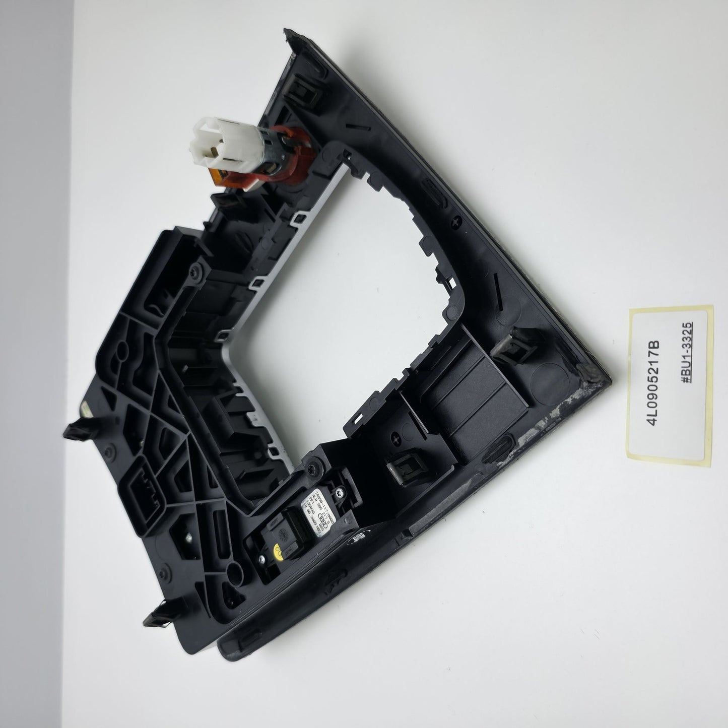 2010-2015 Audi Q7 Start Stop Engine Switch Button 4L0905217B