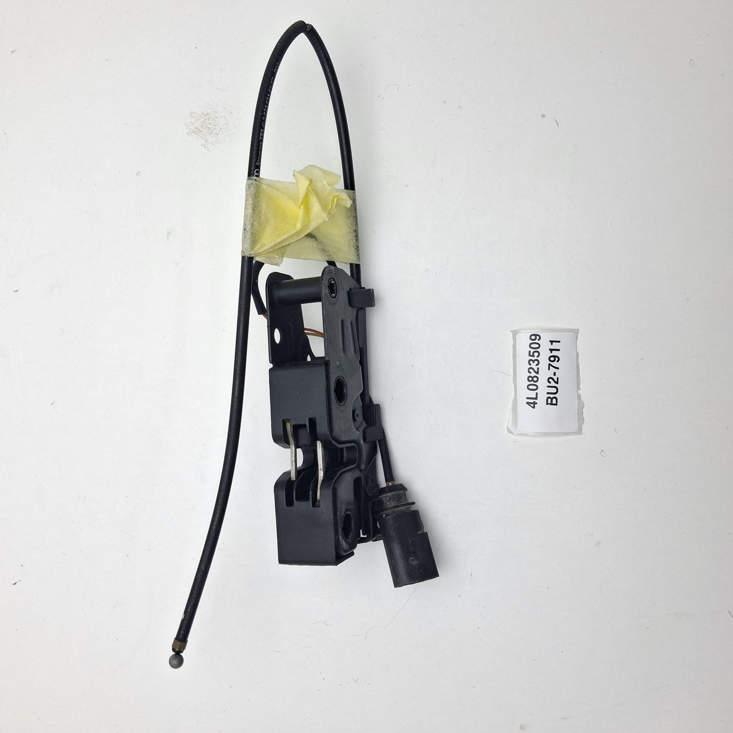 2007-2015 Audi Q7 Hood Lock Latch 4L0823509
