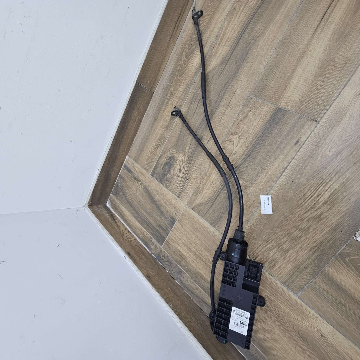 2014-2019 Maserati Ghibli Parking Brake Electronic Actuator 670030076