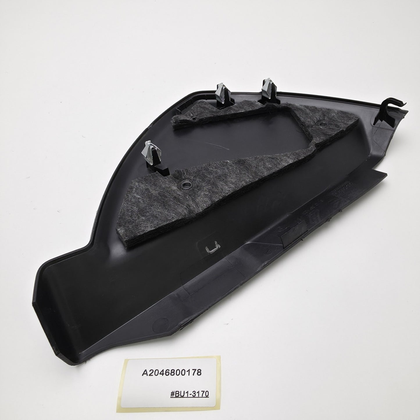 2008-2014 Mercedes-Benz C300 Dashboard End Cap Cover A2046800178