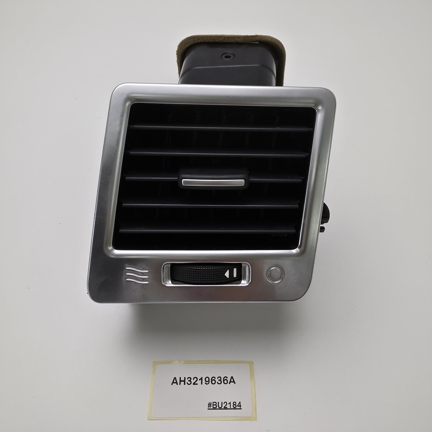 2010-2013 Land Rover Range Rover Sport Dashboard Side Air Vent Grill AH3219636A