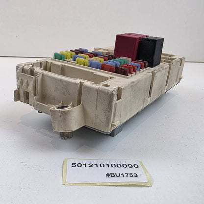 2006-2008 Maserati Quattroporte M139 Front Left Dashboard Fuse Box 501210100090