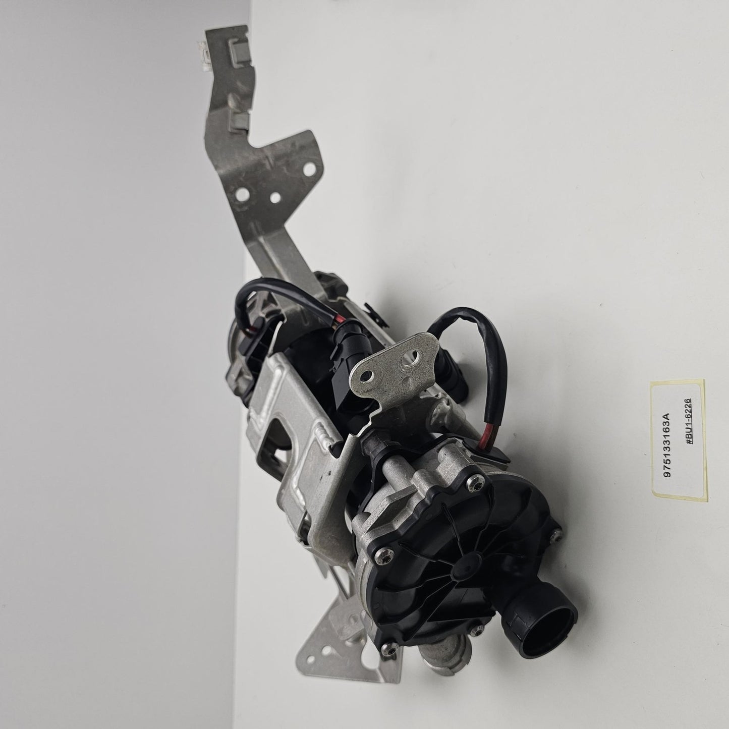 2018+ Bentley Continental Bracket For Secondary Air Pump 975133163A