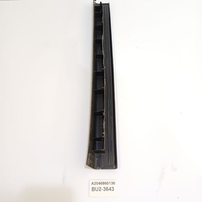 2007-2014 Mercedes-Benz W204 Door Sill Panel Front Left A2046860136