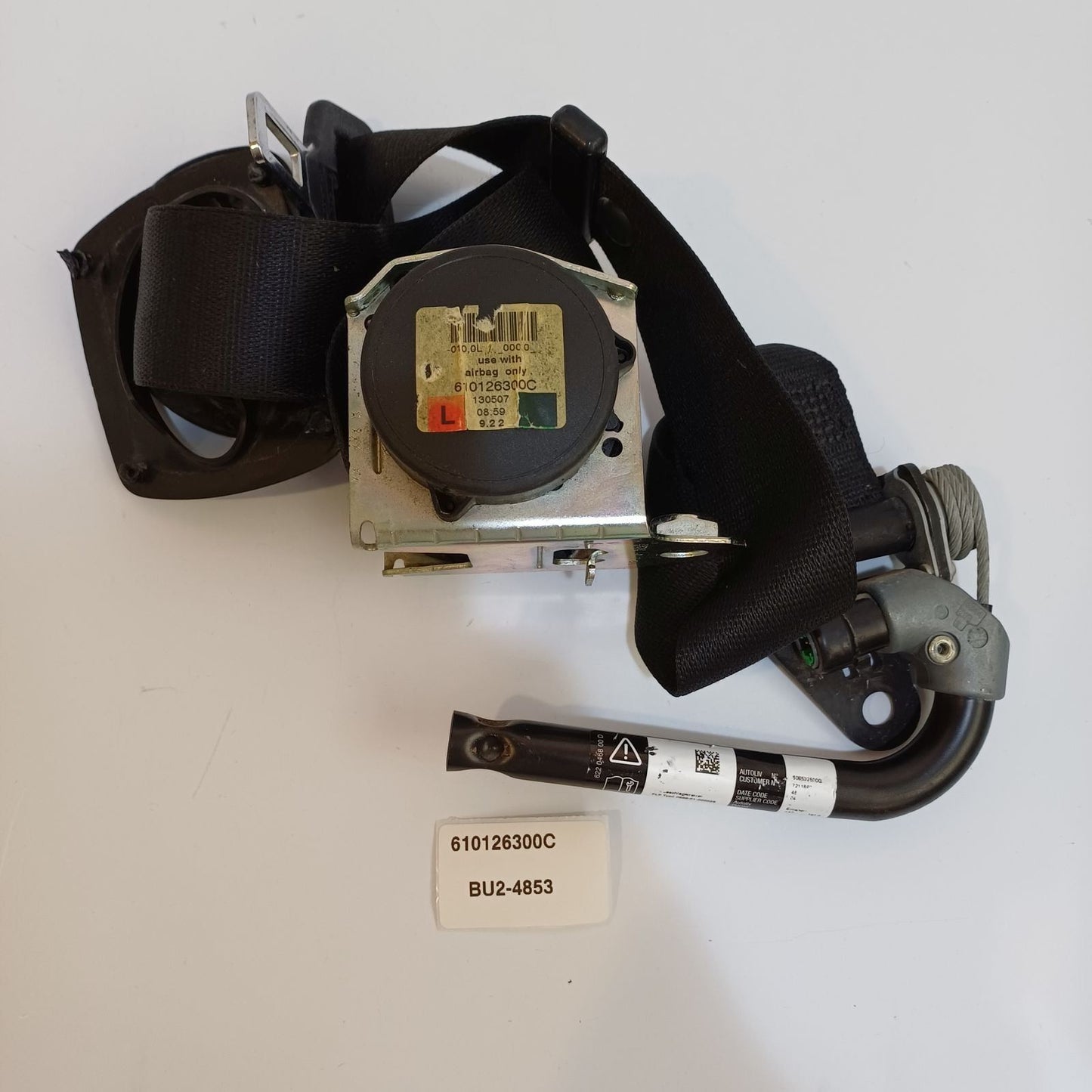 2009-2016 BMW 5 F10 Front Left Seat Belt 610126300C
