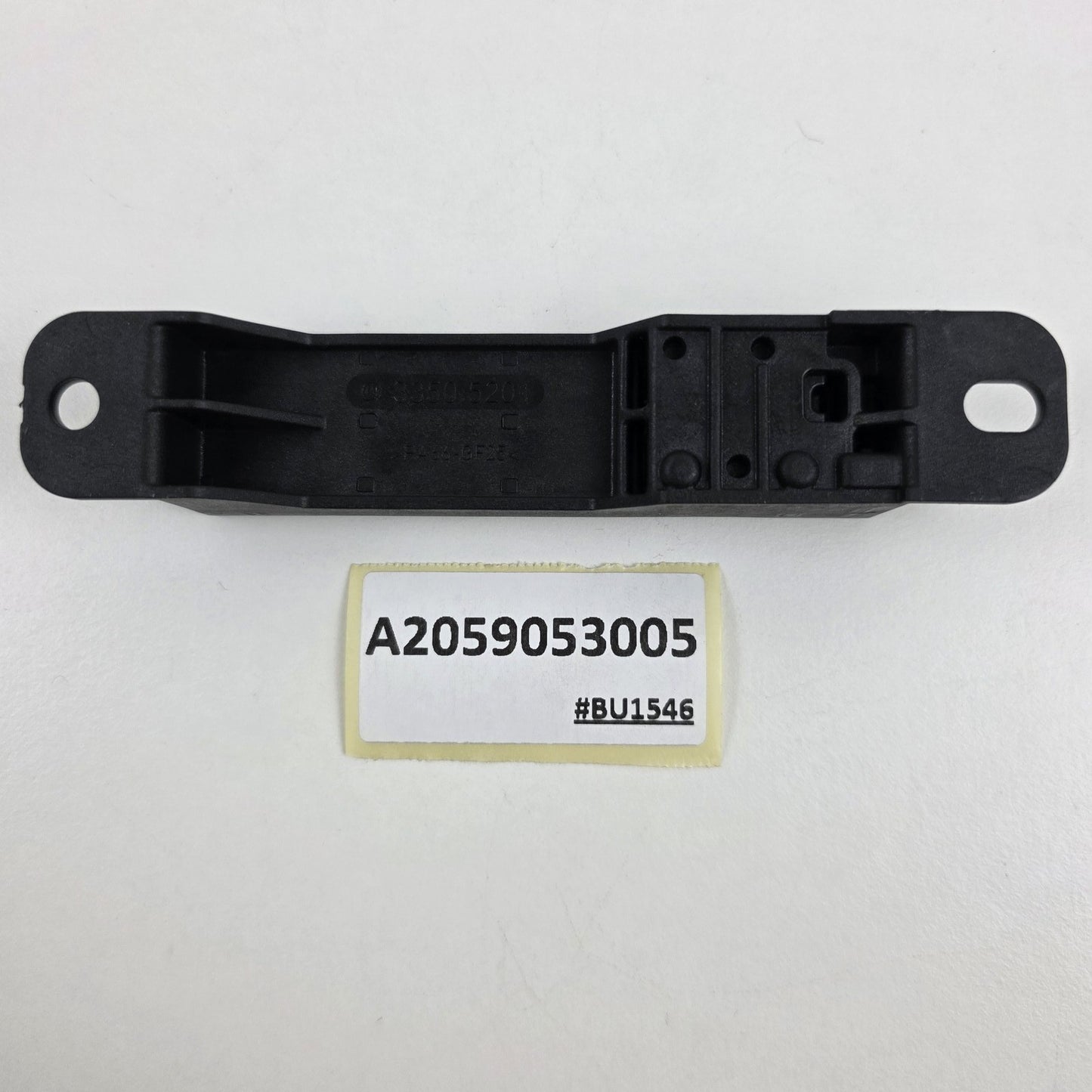 2014-2021 Mercedes-Benz C300 Keyless Go Antenna Receiver A2059053005