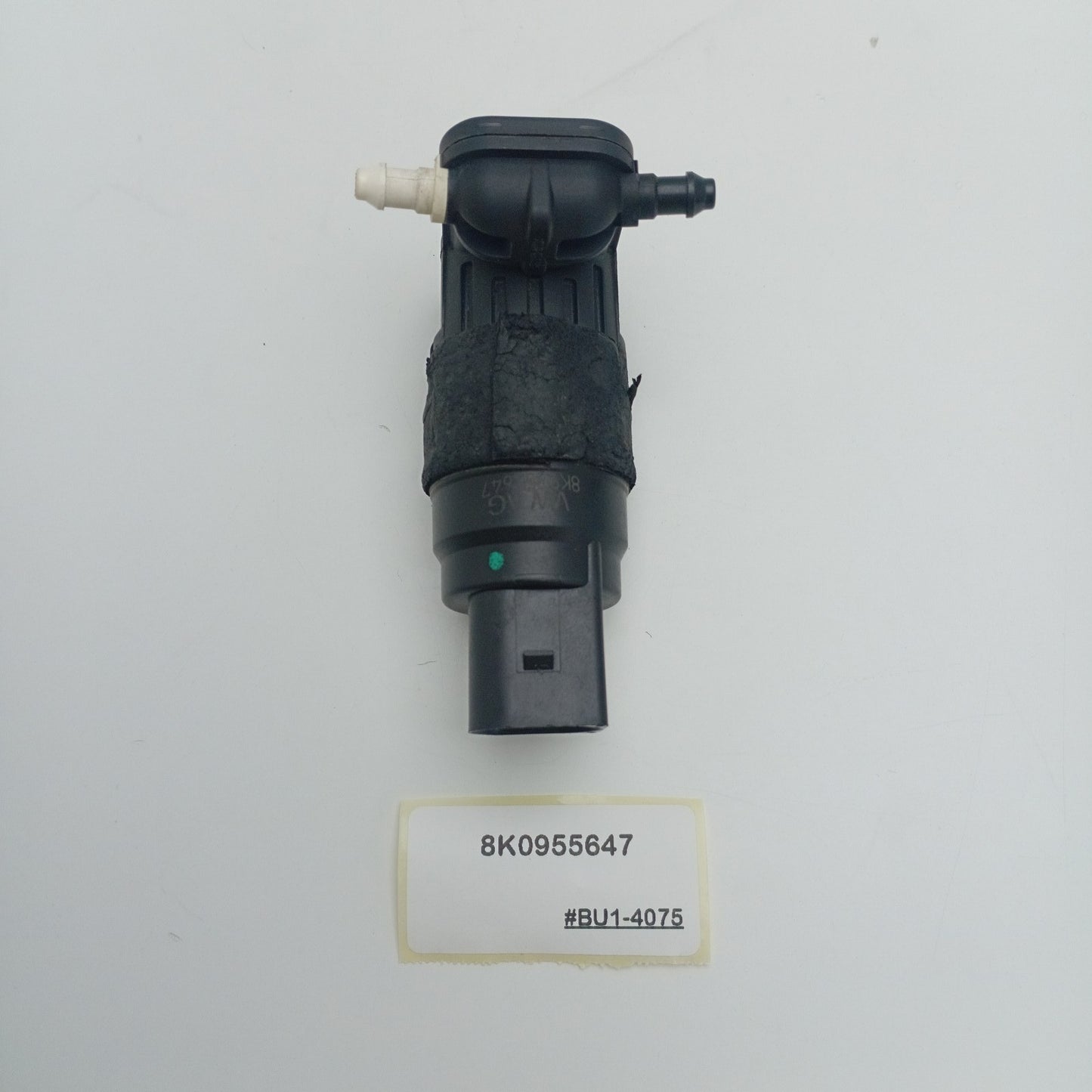 2019-2023 Audi Q3 Windshield Washer Fluid Pump 8K0955647
