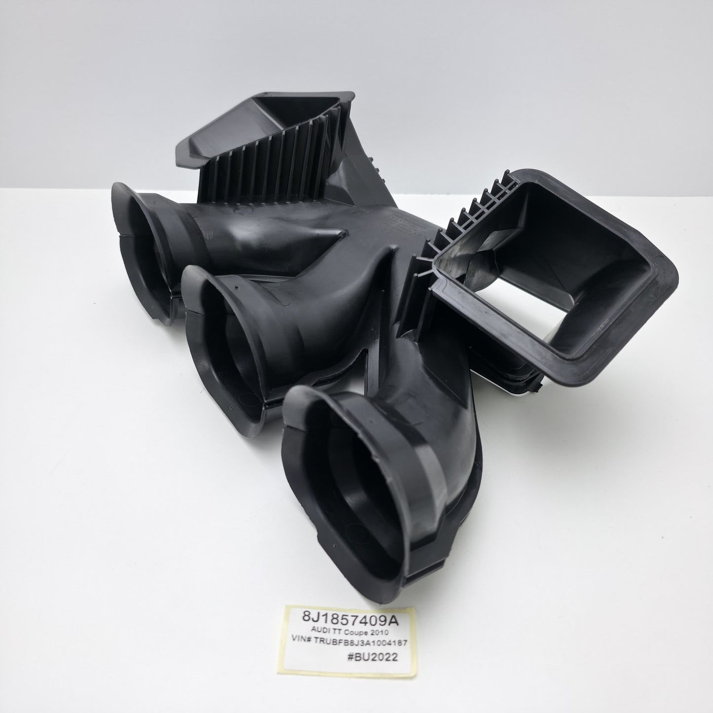 2008-2014 Audi TT Dash Air Guide Distribution Fresh Air Nozzle 8J1857409A