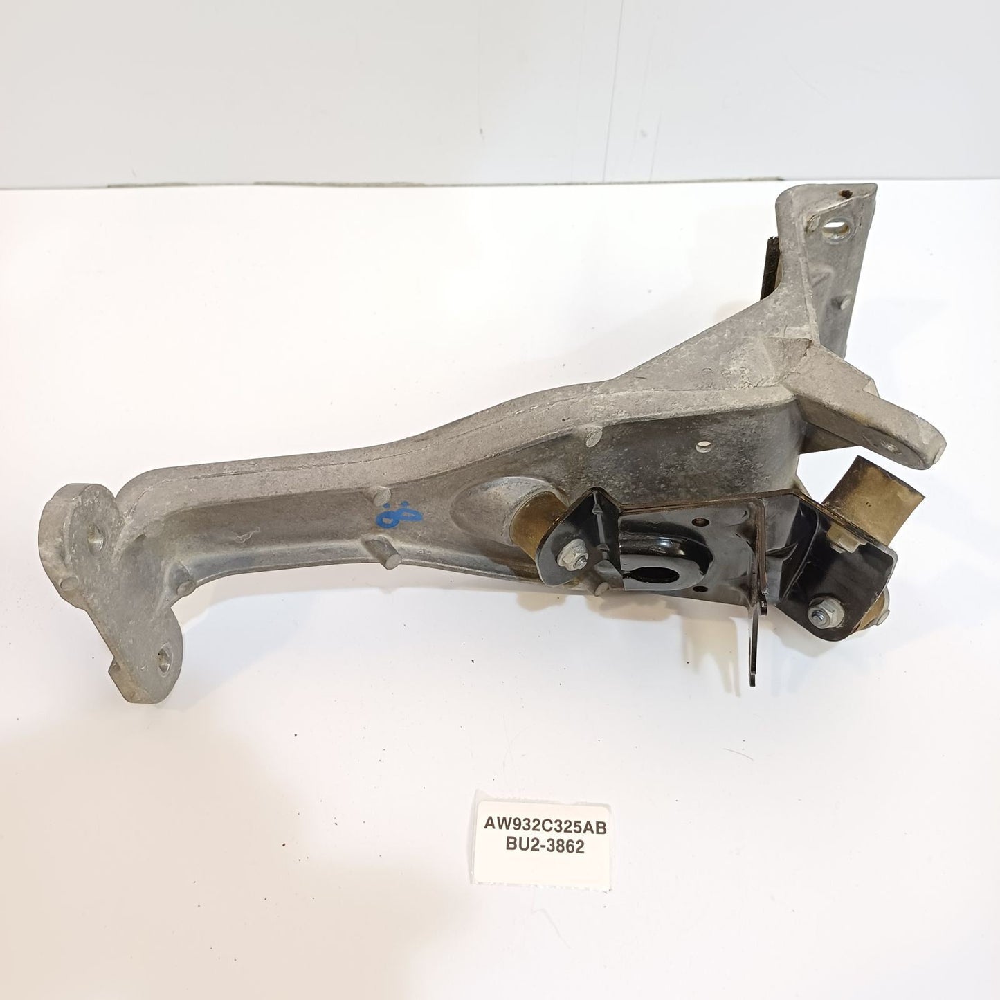 2010-2018 Jaguar XJ ABS Pump Mount Bracket AW932C325AB