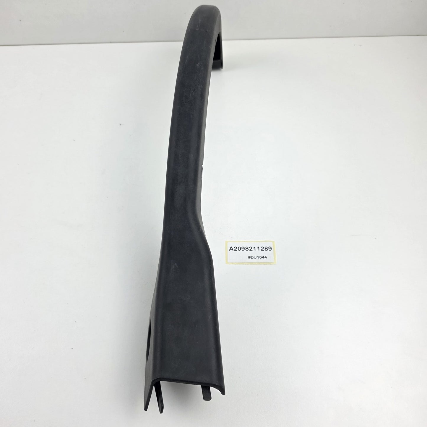 1997-2009 Mercedes CLK C209 W209 Right Trunk Lid Hinge Cover Trim A2098211289