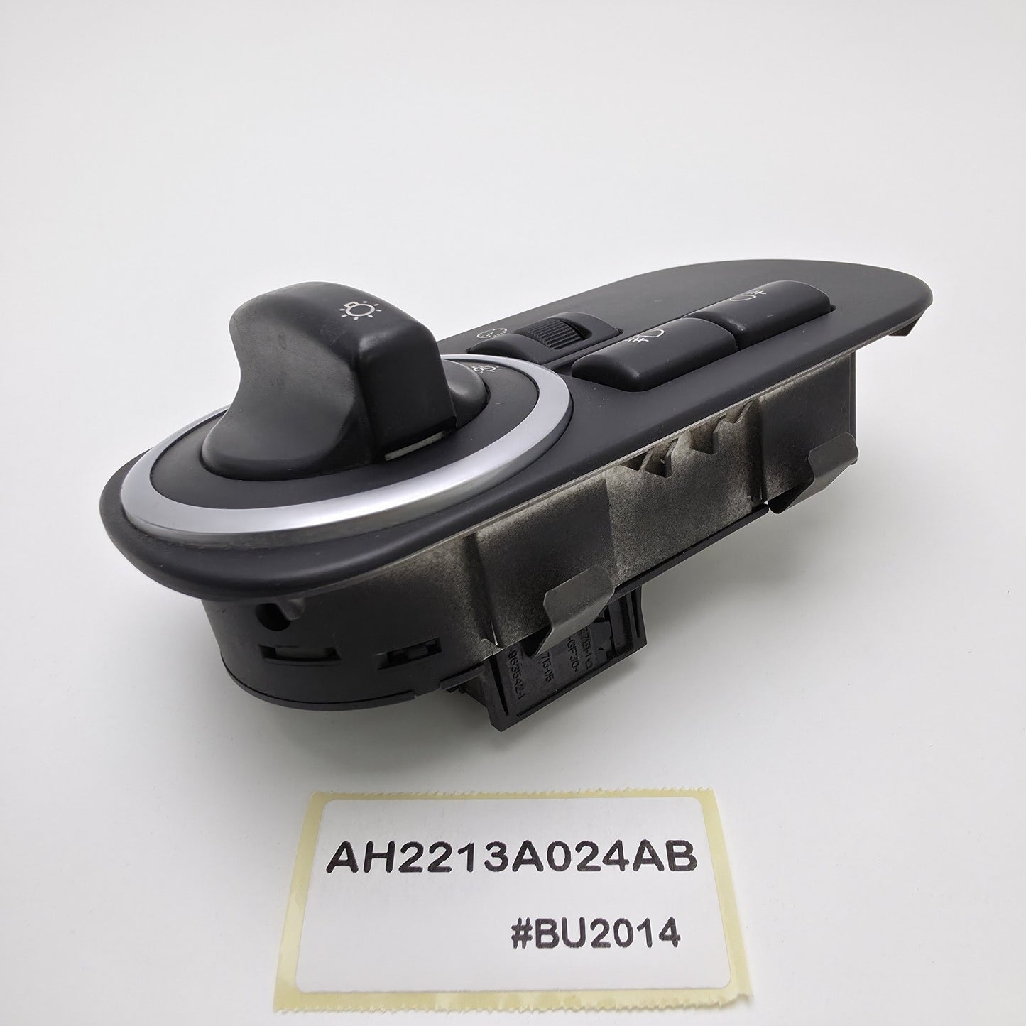 2010-2016 Land Rover LR4 HEADLIGHT CONTROL SWITCH AH2213A024AB
