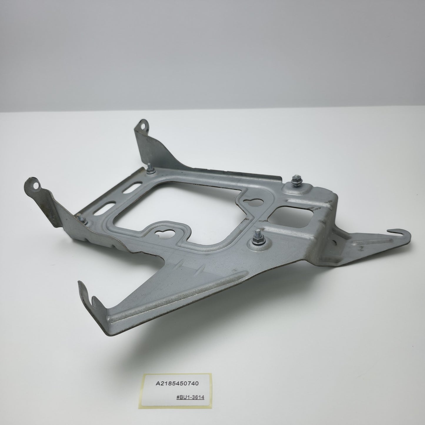 2006-2016 Mercedes-Benz W212 Sound Amplifier Bracket A2185450740
