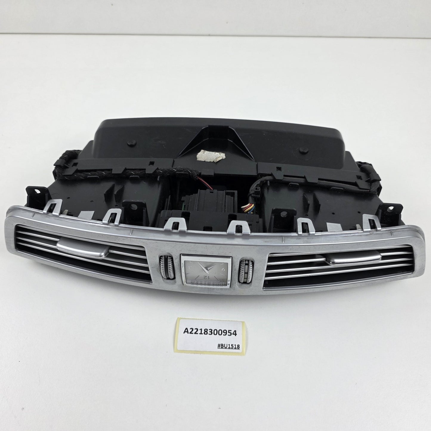2005-2013 Mercedes-Benz S-Class W221 Center Air Vent A2218300954