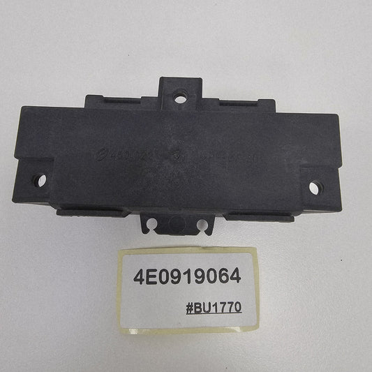 2003-2010 Audi S8 Door Control Module 4E0919064