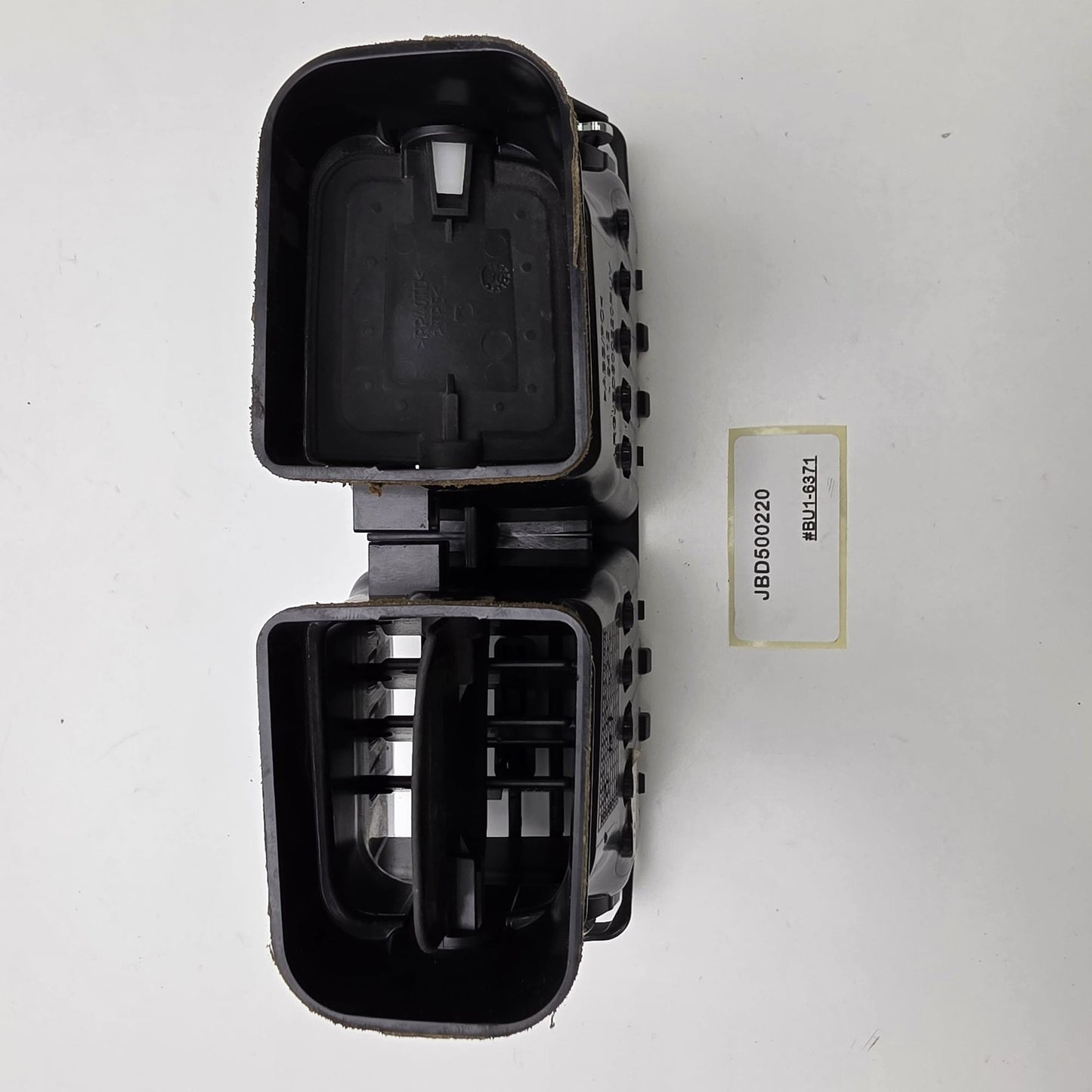 2007-2012 Land Rover Range Rover Rear Center Console Air Vent JBD500220