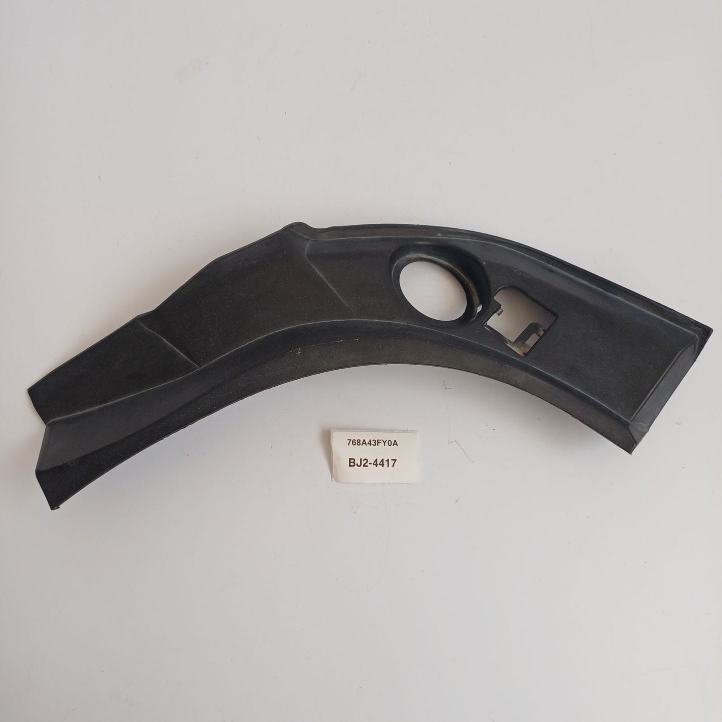 2014-2017 Infiniti QX70 Back Pillar Finisher Right 768A43FY0A