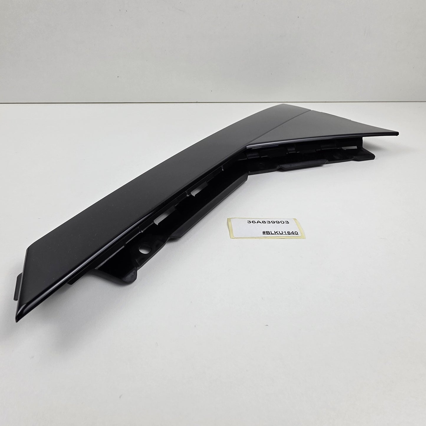 2016-2023 Bentley Bentayga TRIM FOR DOOR WINDOW FRAME 36A839903