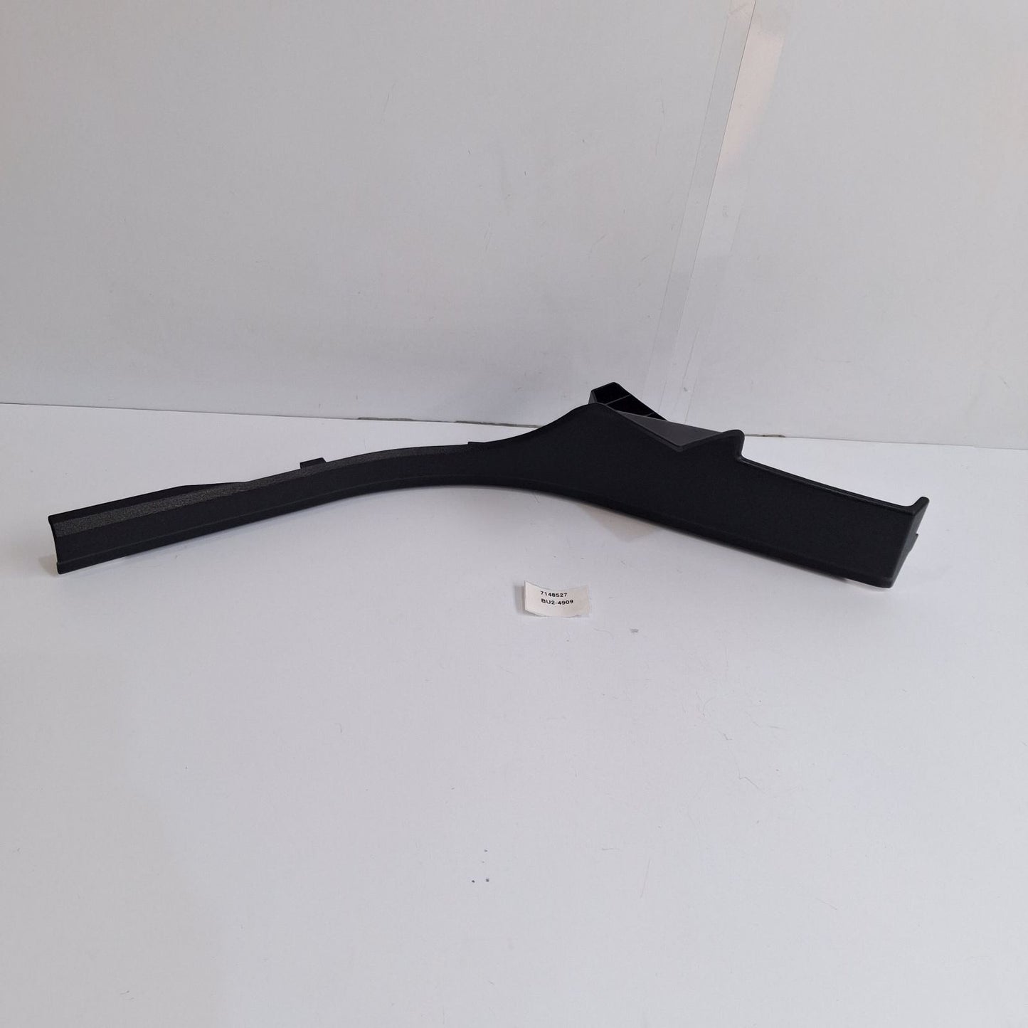 2007-2010 BMW X5 Entry Bar Trim Panel Rear Left Cover 7148527