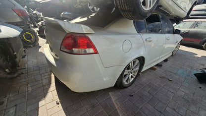 2009 Chevrolet Lumina S Frt Side Door WDO Frame Cover Right Used OEM 92200225