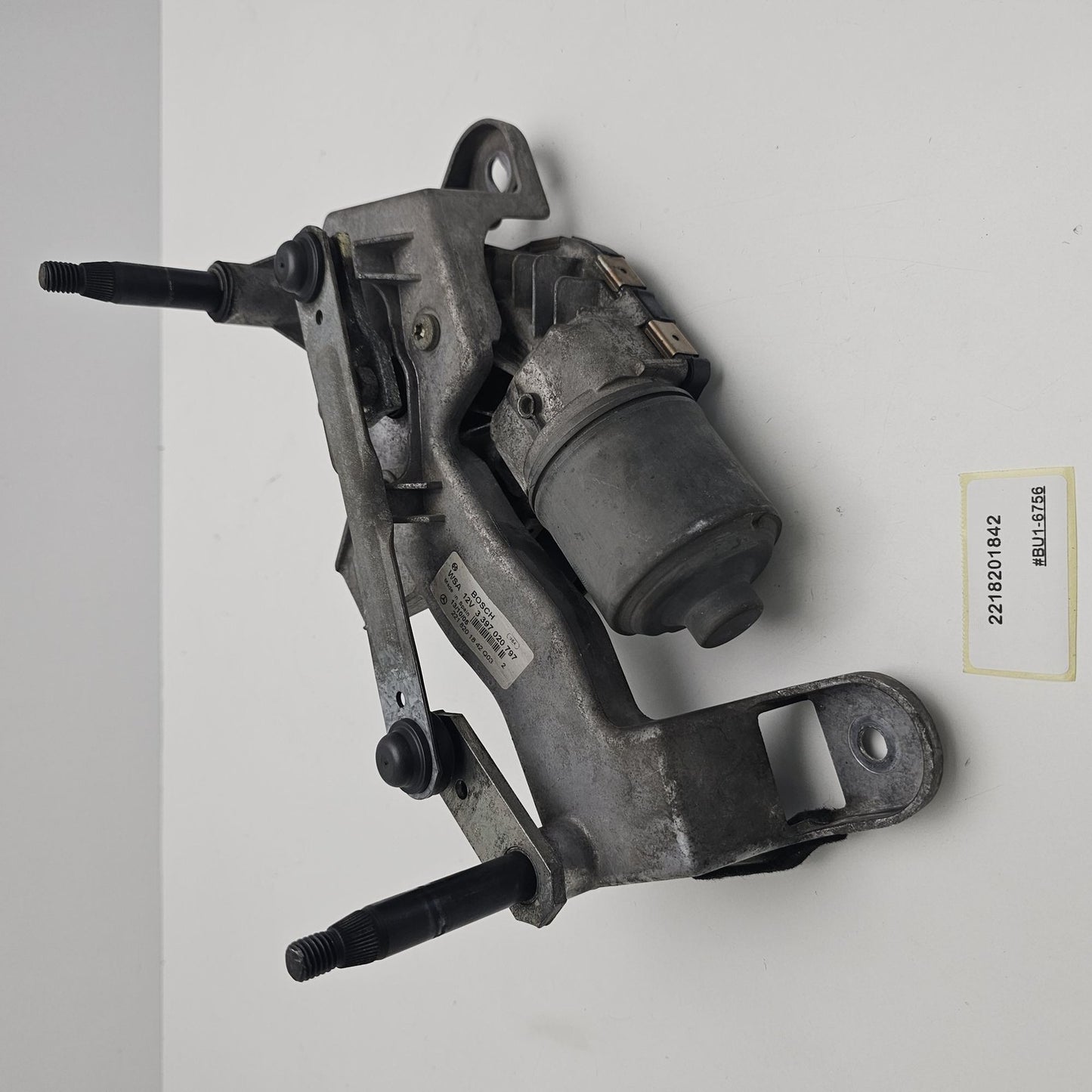 2007 Mercedes-Benz SLR Right Windshield Wiper Motor 2218201842