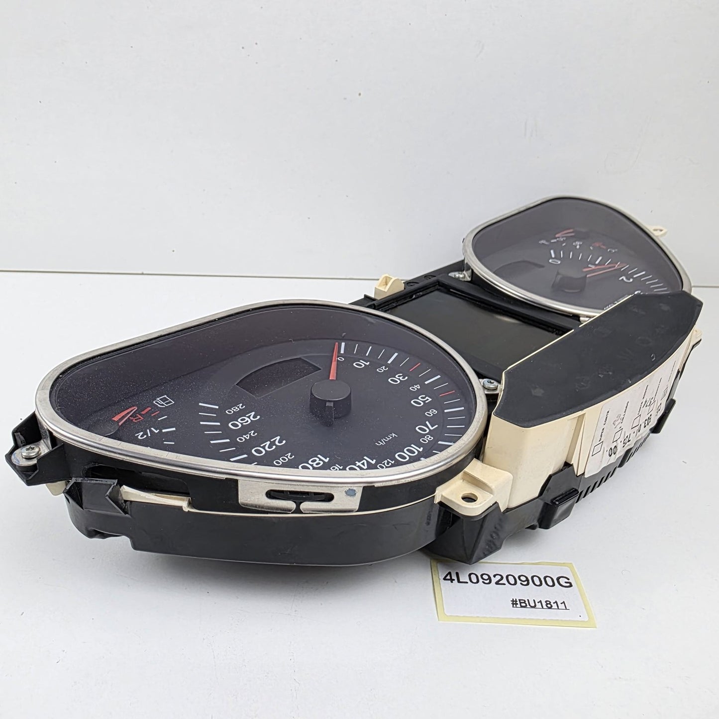 2006-2016 AUDI Q7 (4L) Instrument Cluster 4L0920900G