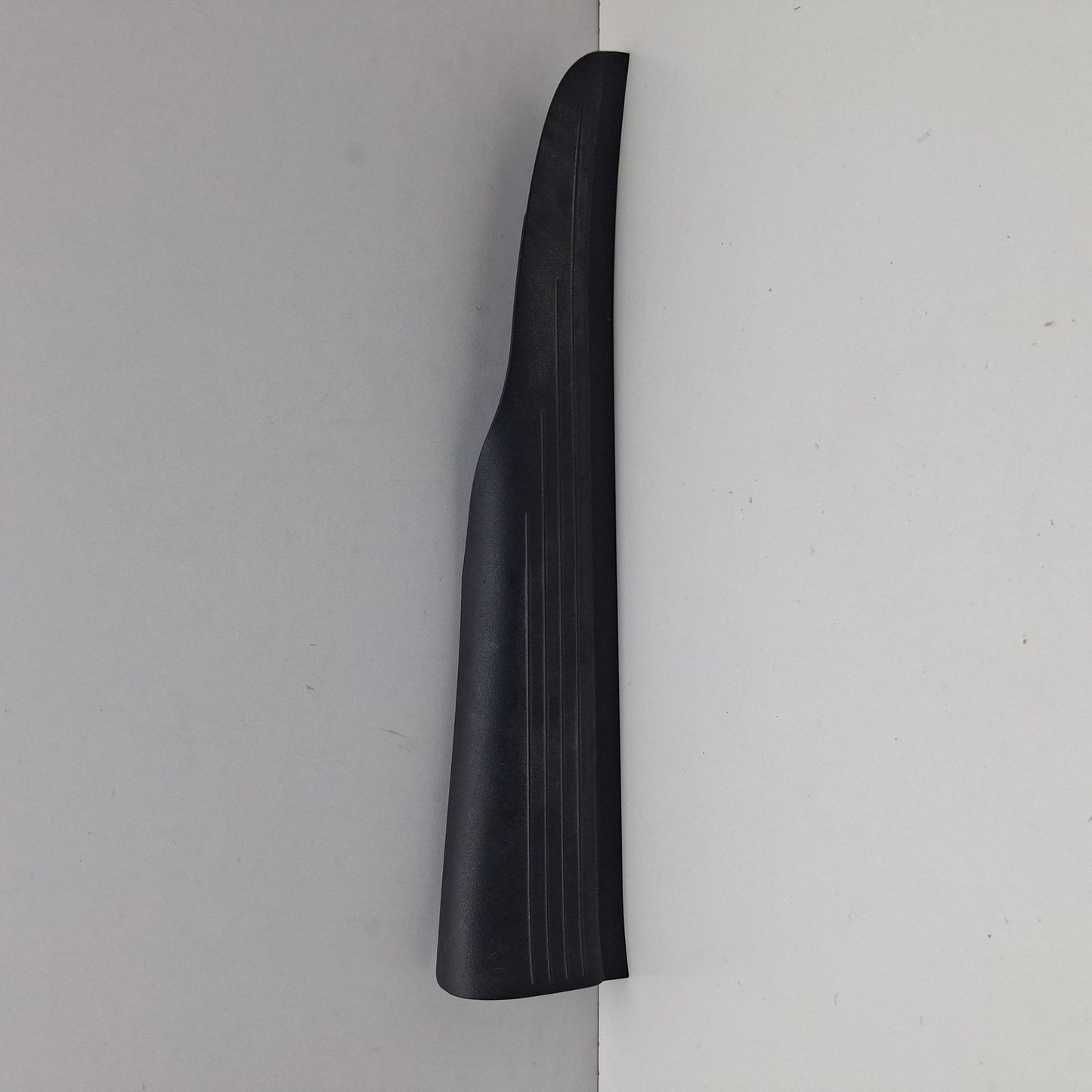 2002-2009 Mercedes-Benz E-Class Door Sill Trim Cover A2116800535