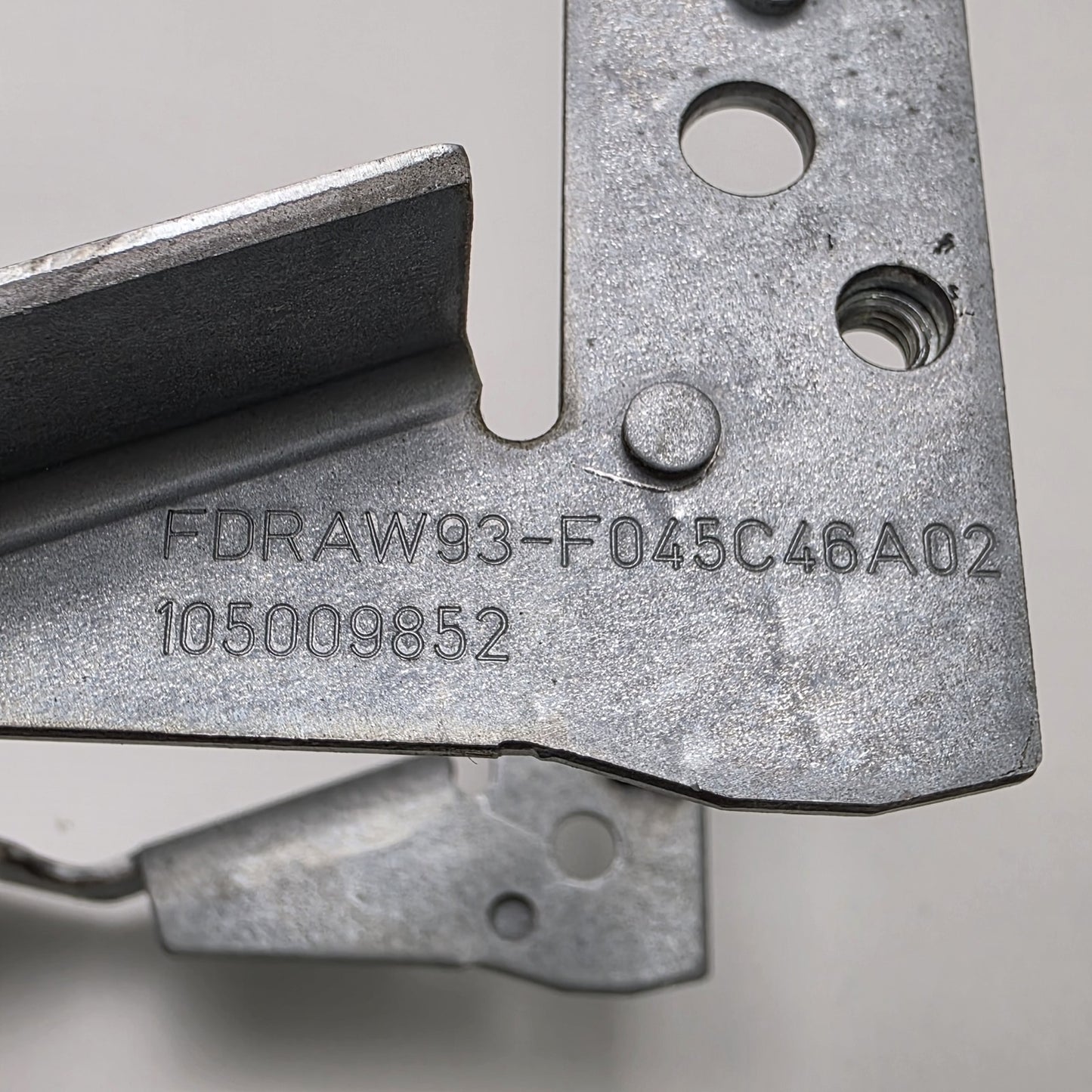 2009-2019 Jaguar XJ Other car part FDRAW93F045C46A02