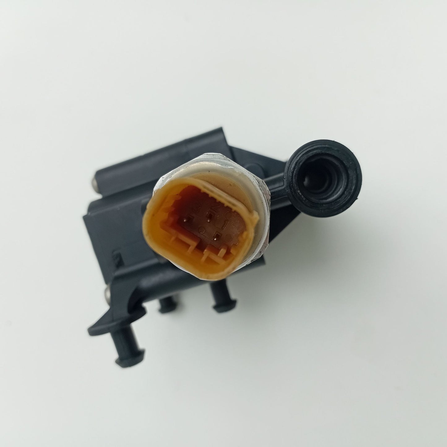 2005-2016 Land Rover LR3 Relief Valve RVH000046