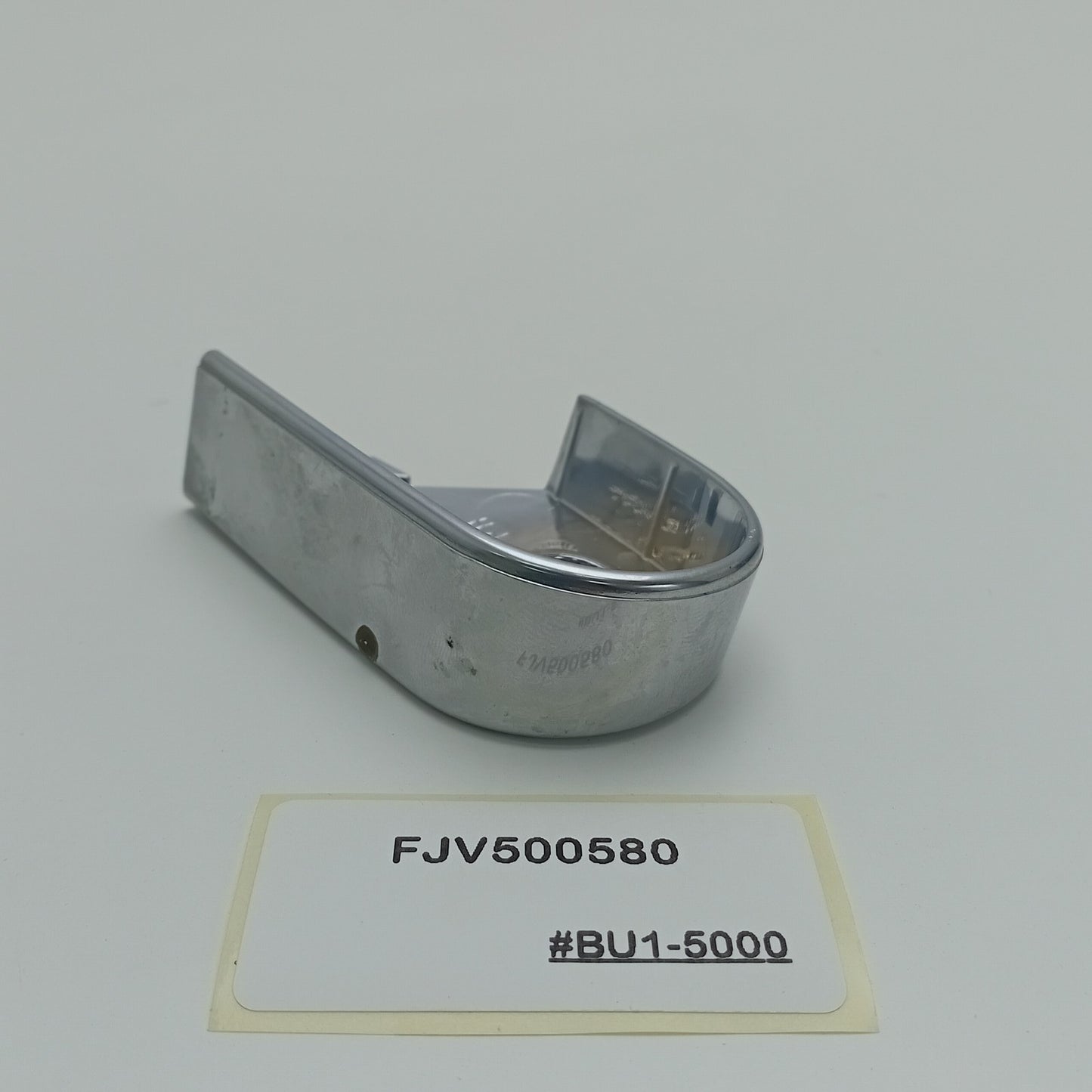 2007-2012 Land Rover Range Rover L322 Console-Lid Hinge FJV500580
