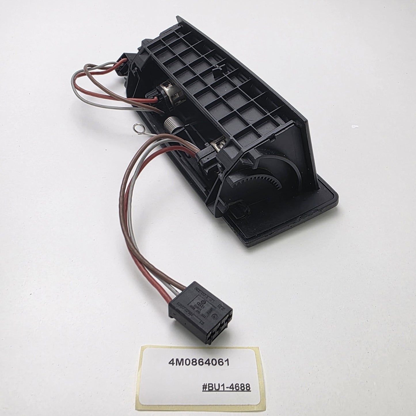 2015-2024 Audi Q7 Center Console Power Outlet 4M0864061