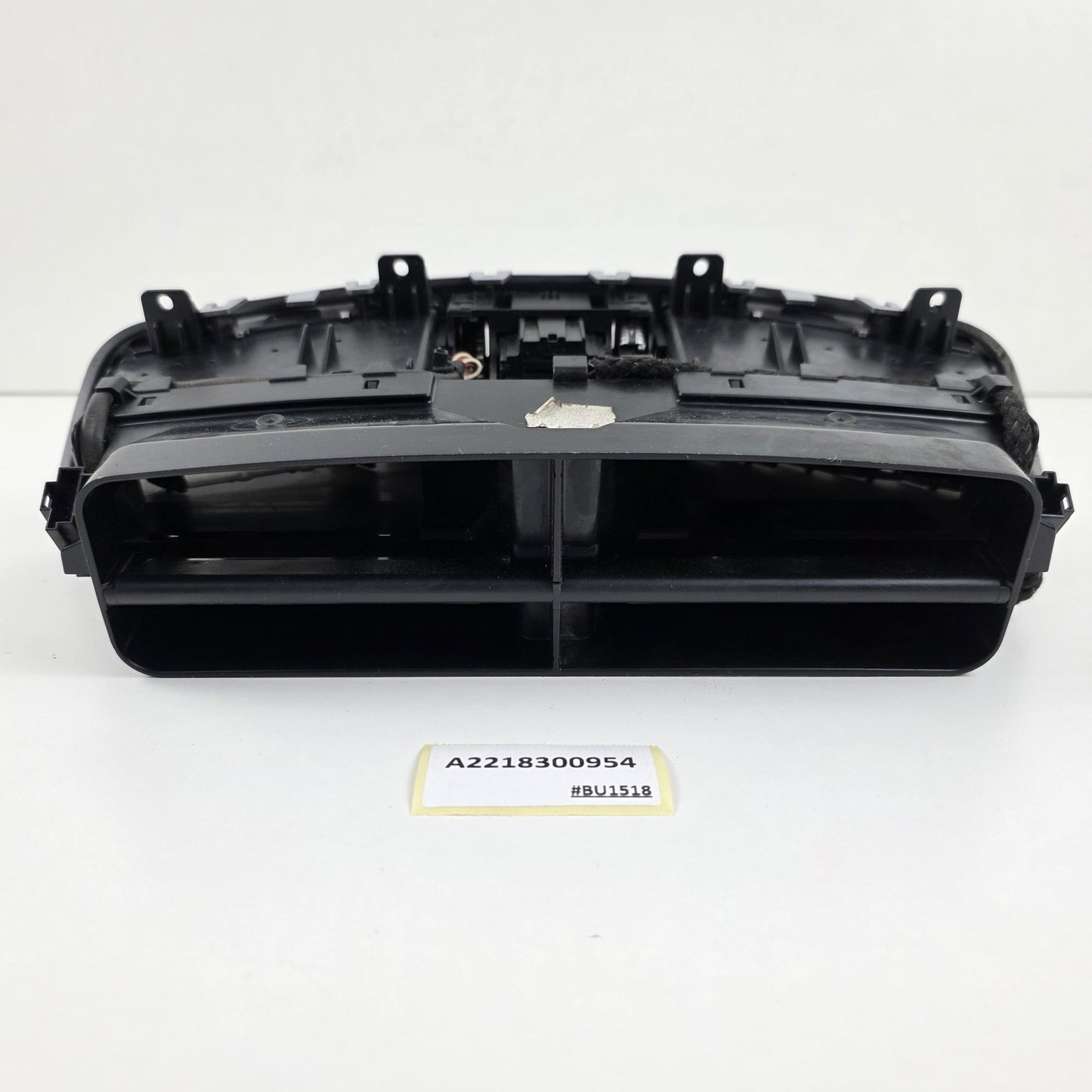 2005-2013 Mercedes-Benz S-Class W221 Center Air Vent A2218300954