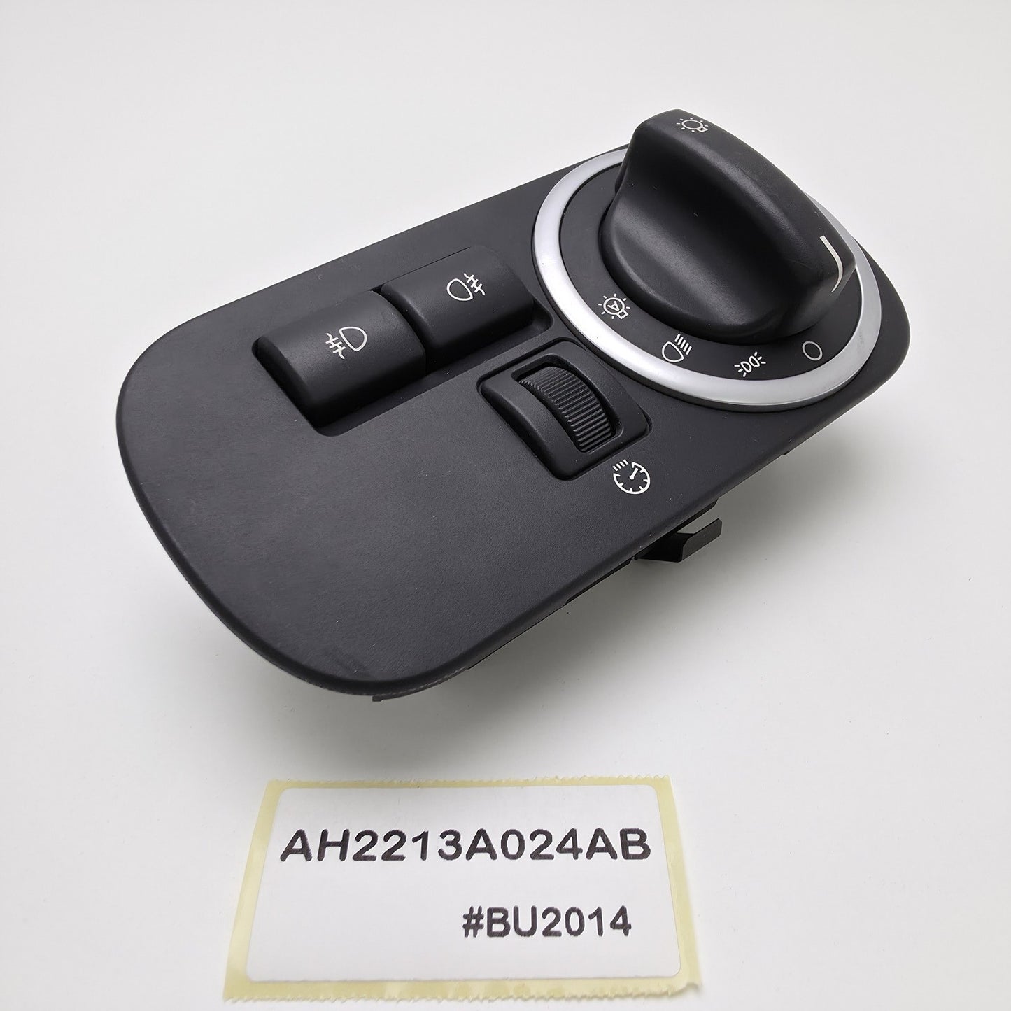 2010-2016 Land Rover LR4 HEADLIGHT CONTROL SWITCH AH2213A024AB