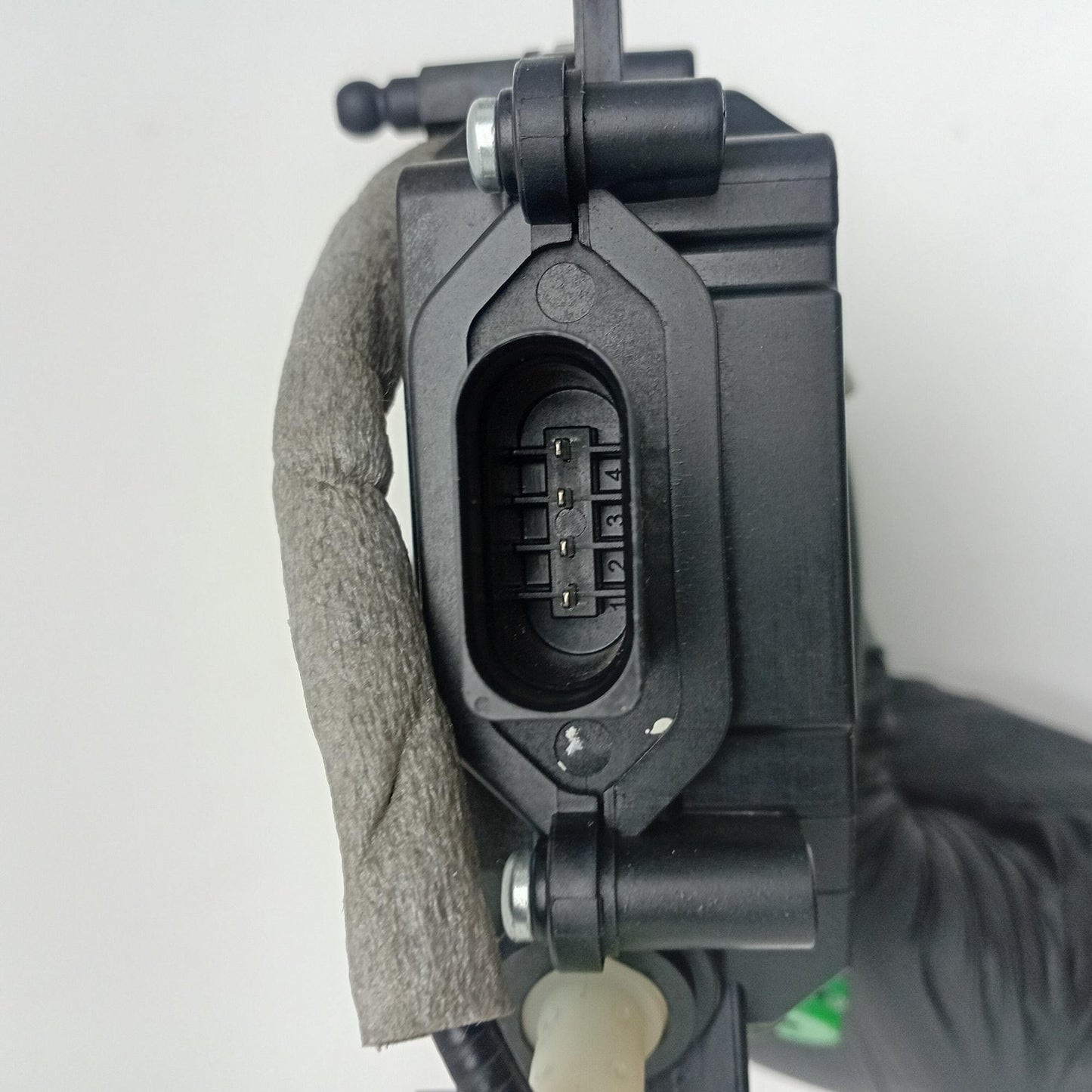 2014-2017 Land Rover Range Rover L405 Tailgate Lift Motor DK62404C10AB