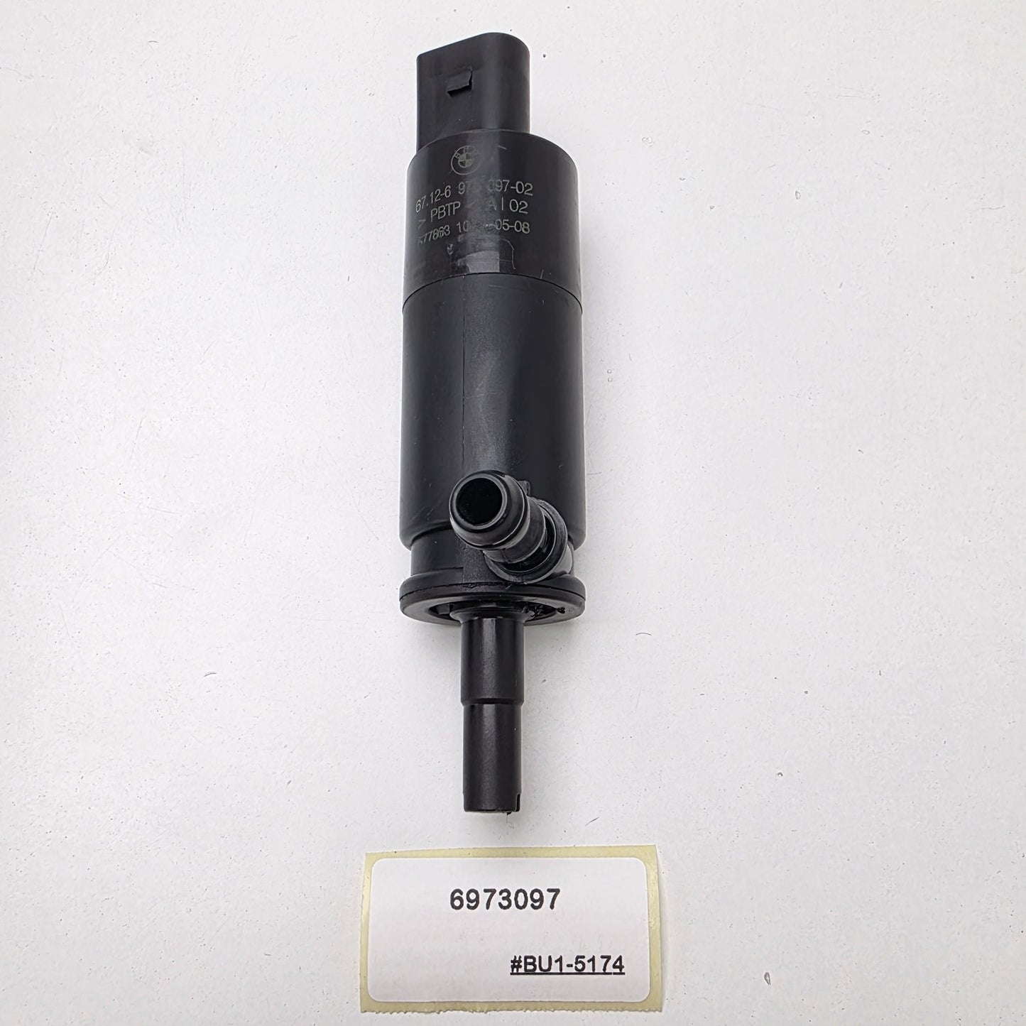 2004-2010 BMW E90 Headlight Washer Fluid Pump 6973097