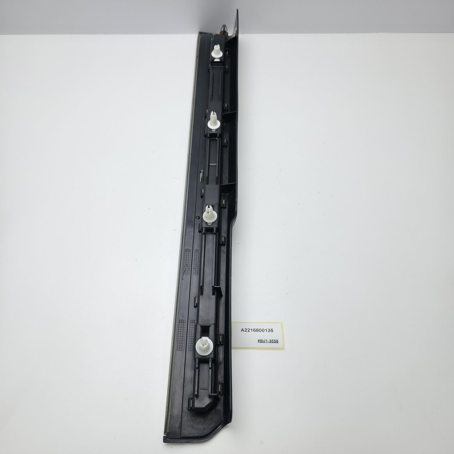 2006-2013 Mercedes-Benz S-Class DOOR SILL TRIM FRONT A2216800135