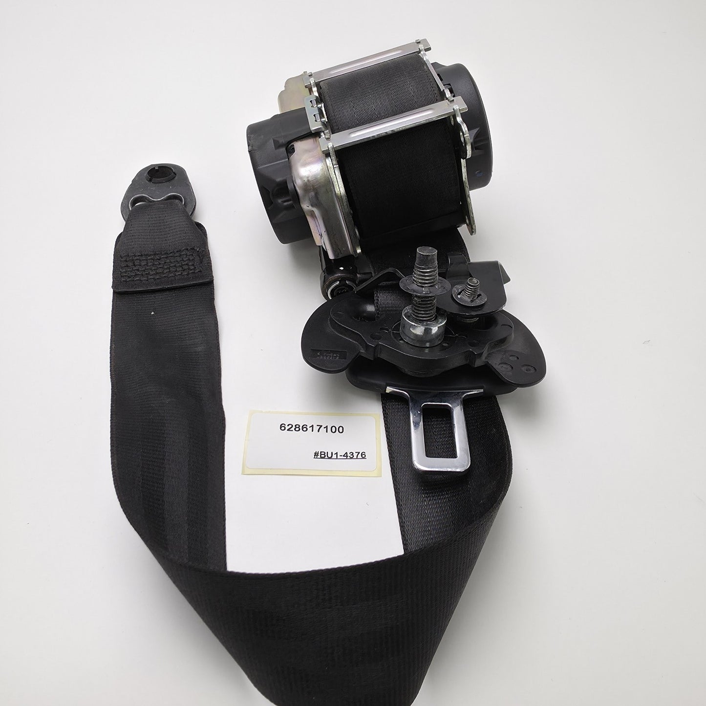2015-2019 Land Rover Discovery Sport FRONT SEAT BELT 628617100