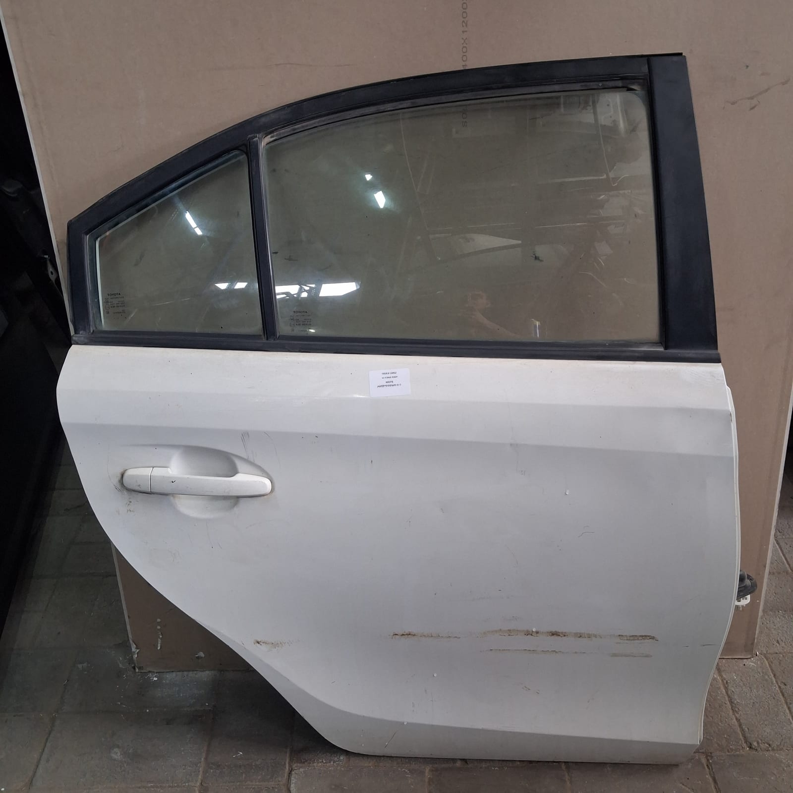 Toyota Hinge Assembly Rear Door 687700K040